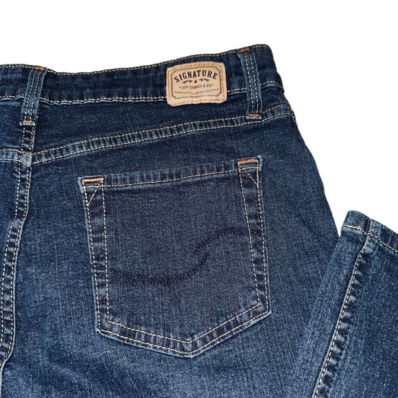 Levis, Signature - Jeans, at waist dark wash Boot Cut, Size 12L - Picture 7 of 11